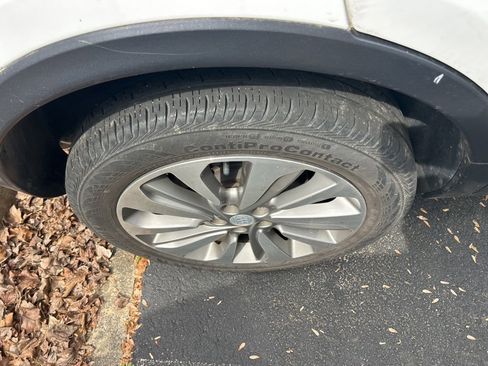 Used 2019 Buick Encore Preferred image 12