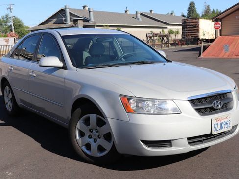 Used 2008 Hyundai Sonata GLS FWD image 1