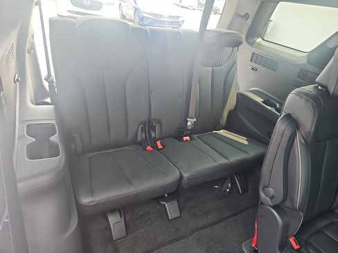 Used 2025 Hyundai Palisade Calligraphy AWD/4WD image 12