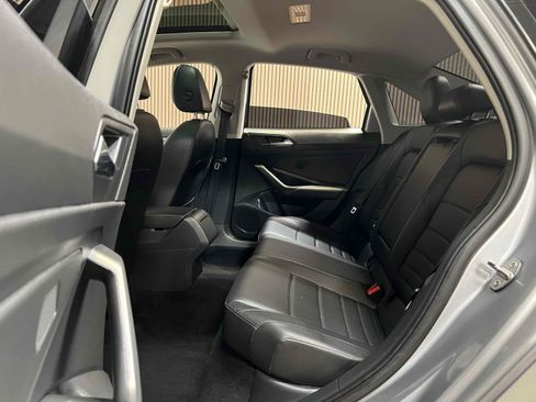 Used 2021 Volkswagen Jetta SE FWD image 31