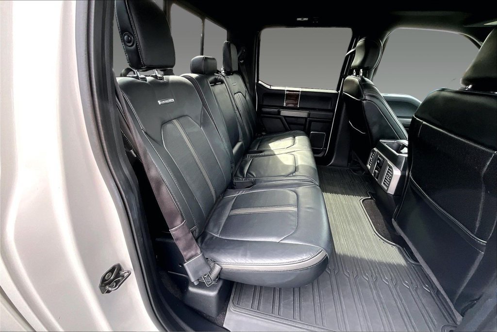 Used 2016 Ford F150 Platinum w/ Equipment Group 701A Luxury AWD/4WD image 16