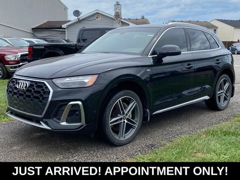 Used 2021 Audi Q5 e Prestige w/ Prestige Package AWD/4WD image 1