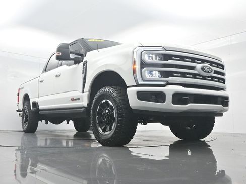 Used 2025 Ford F250 Lariat w/ Tremor Off-Road Package AWD/4WD image 60
