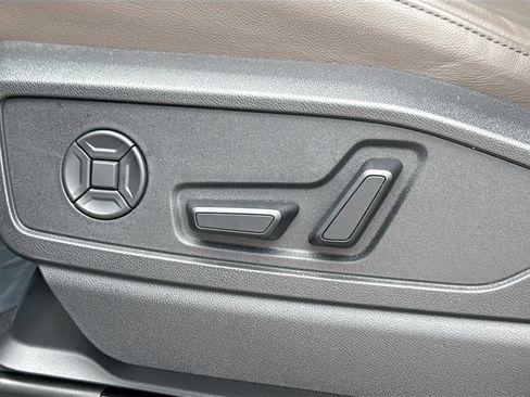 Certified 2025 Audi Q5 Premium w/ Convenience Package image 24