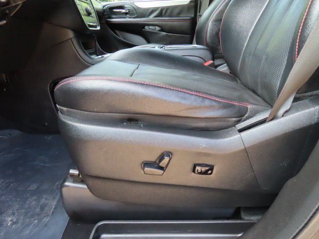 Used 2019 Dodge Grand Caravan GT FWD image 16