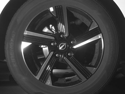 Used 2025 Nissan Sentra SV FWD image 15