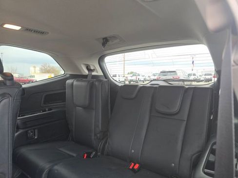 Used 2023 Subaru Ascent Limited image 14