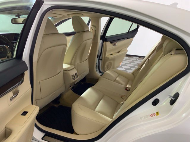 Used 2014 Lexus ES 350 w/ Premium Package FWD image 42