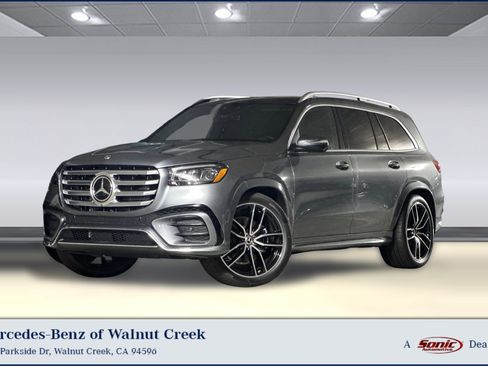 Used 2025 Mercedes-Benz GLS 450 4MATIC image 1