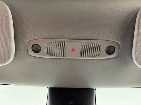 Used 2025 Tesla Model Y Long Range image 26