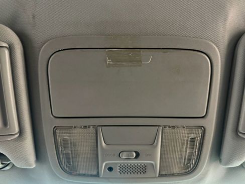 Used 2004 Honda Accord EX image 32