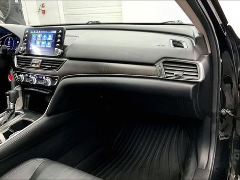 Used 2019 Honda Accord EX-L image 17
