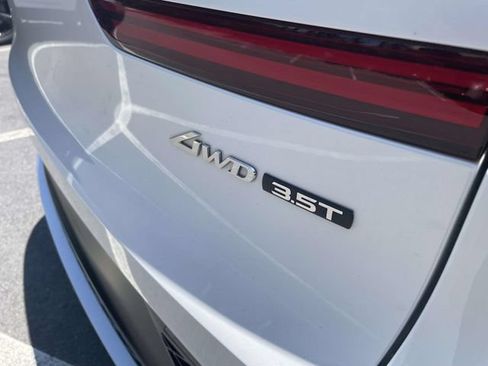 Used 2025 Genesis GV70 3.5T Sport w/ Sport Prestige Package AWD/4WD image 9