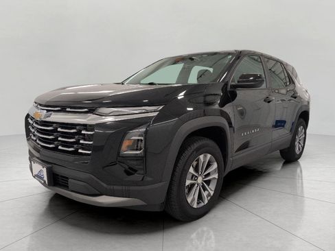 Used 2025 Chevrolet Equinox LT AWD/4WD image 13