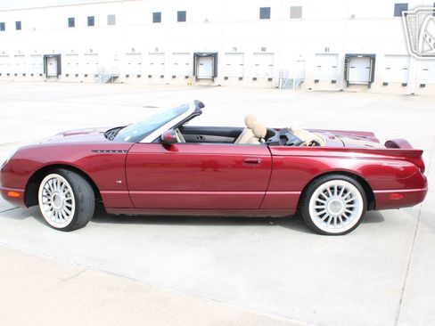 Used 2004 Ford Thunderbird RWD image 2