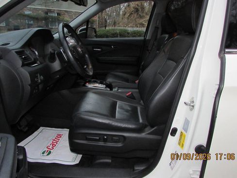 Used 2017 Honda Pilot Elite image 25