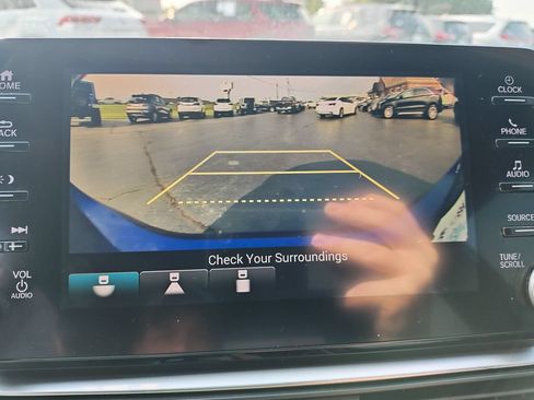 Used 2018 Honda Accord Sport image 22