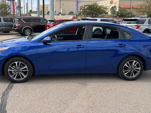 Used 2024 Kia Forte LXS image 4