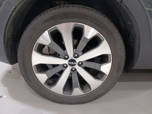 Used 2022 Kia Telluride S AWD/4WD image 19