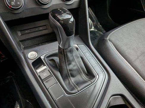 Used 2022 Volkswagen Taos SE image 12