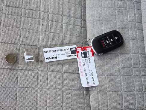 Used 2024 Honda HR-V LX image 33