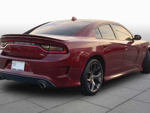 Used 2017 Dodge Charger R/T image 12
