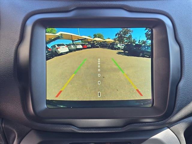 Used 2023 Jeep Renegade Latitude AWD/4WD image 14