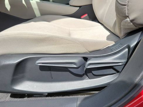 Used 2025 Honda Accord LX image 16