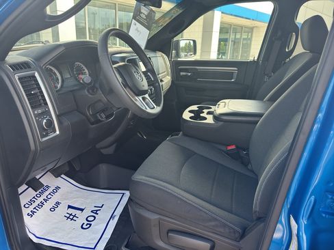 Used 2024 RAM 1500 Warlock AWD/4WD image 10