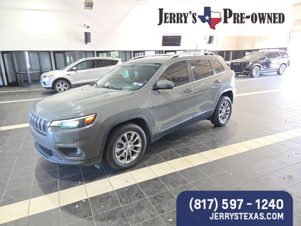 Used 2019 Jeep Cherokee Latitude Plus FWD image 1