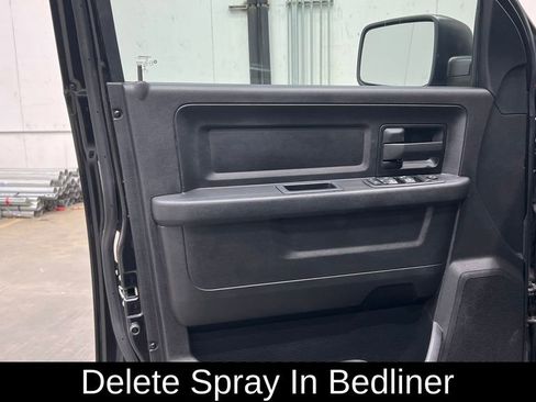 Used 2017 RAM 1500 Express image 17