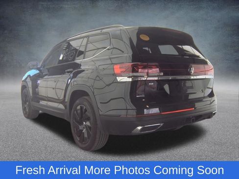 Used 2025 Volkswagen Atlas SE FWD image 5