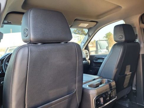 Used 2024 GMC Sierra 2500 SLT w/ SLT Premium Package image 36