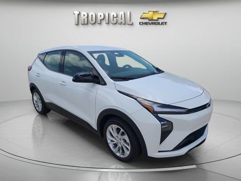 New 2027 Chevrolet Bolt LT FWD image 7