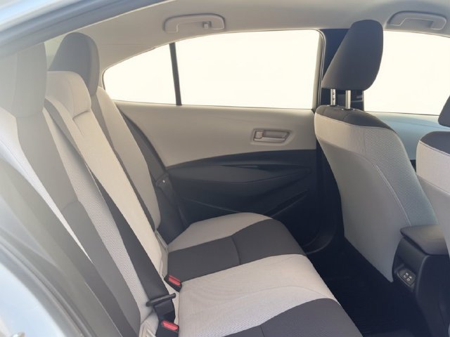 Used 2024 Toyota Corolla LE FWD image 30
