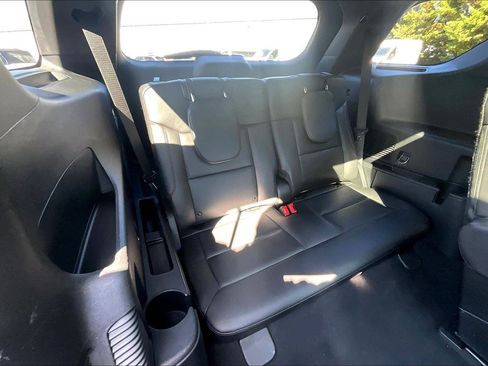 Used 2022 Ford Explorer ST-Line w/ Class IV Trailer Tow Package image 28