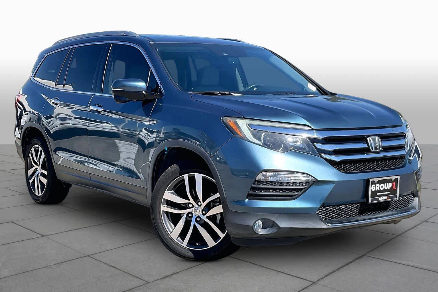 Used 2016 Honda Pilot Touring image 3