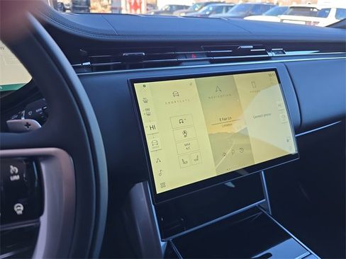 New 2026 Land Rover Range Rover Long Wheelbase SE image 13