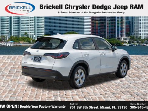 Used 2023 Honda HR-V LX image 5
