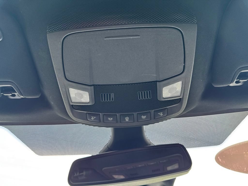 Used 2022 Ford Edge ST-Line AWD/4WD image 24