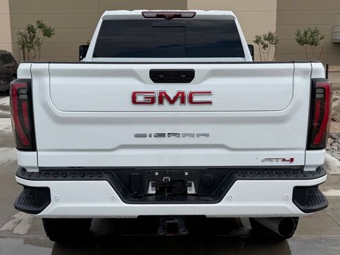 Used 2024 GMC Sierra 3500 AT4 w/ AT4 Premium Plus Package AWD/4WD image 5
