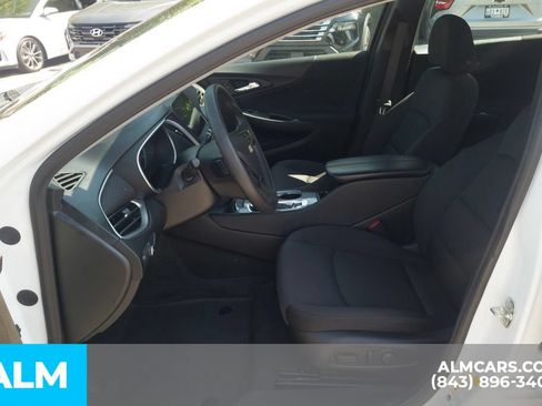 Used 2024 Chevrolet Malibu LT FWD image 15