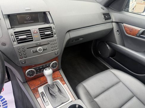 Used 2011 Mercedes-Benz C 300 4MATIC Sedan image 12