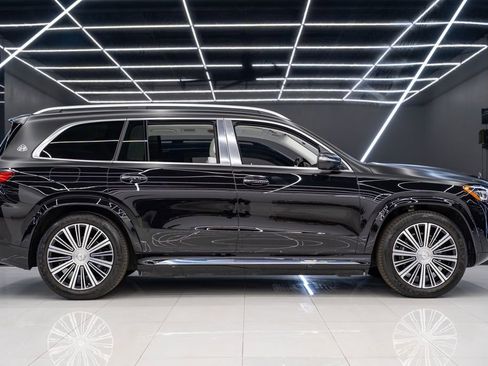 Used 2022 Mercedes-Benz Maybach GLS 600 4MATIC image 9