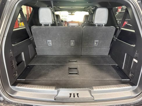 Used 2024 Lincoln Navigator L Reserve w/ Equipment Group 201A AWD/4WD image 27