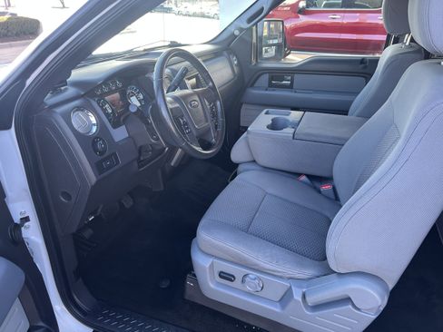 Used 2013 Ford F150 XLT w/ Mid Equipment Group image 10