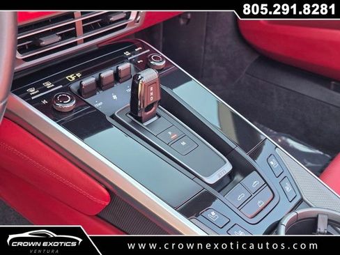 Used 2021 Porsche 911 Turbo image 33