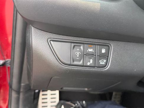 Used 2021 Genesis G70 3.3T w/ Sport Package RWD image 36