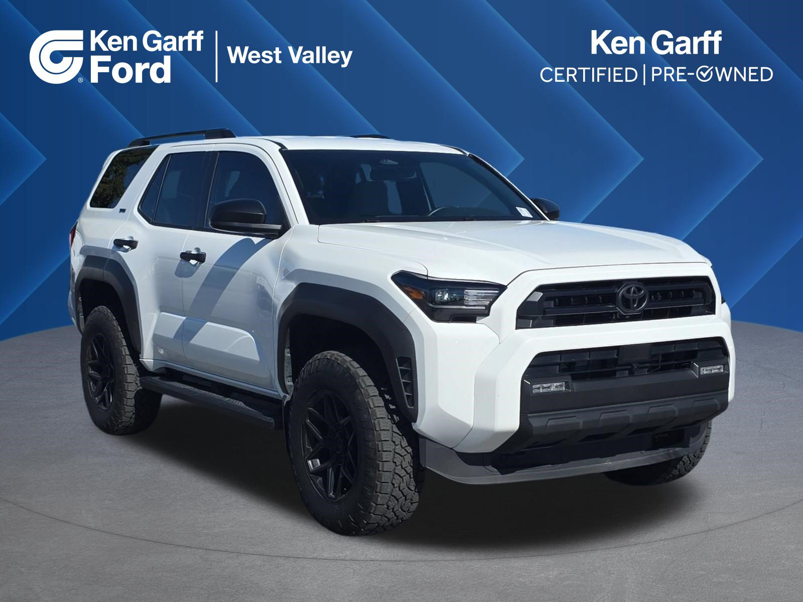 Used 2025 Toyota 4Runner SR5 AWD/4WD image 1