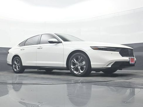 Used 2024 Honda Accord EX-L image 27